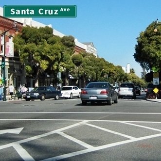 CLICK to continue on Santa Cruz Avenue at Los Gatos Blvd